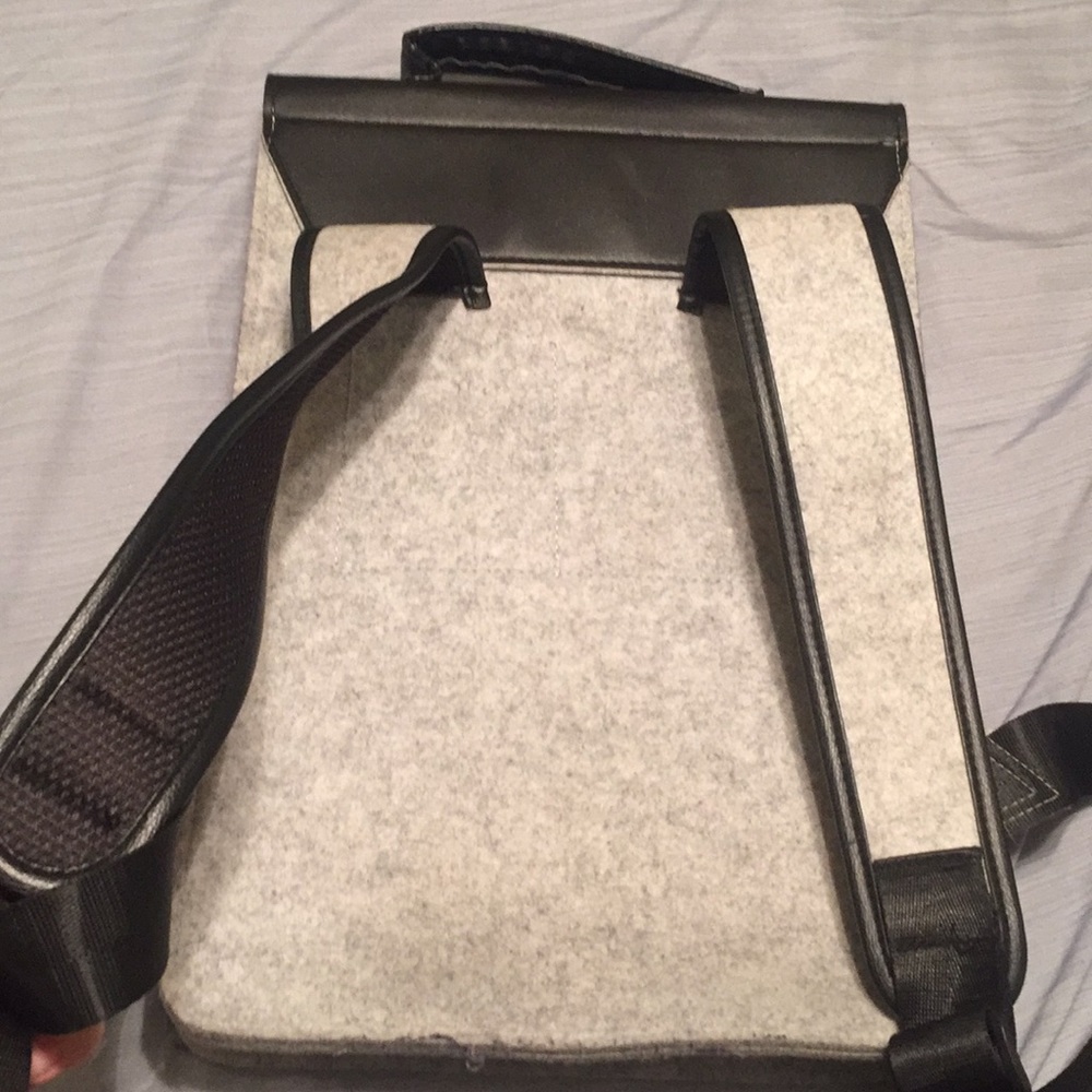 Computer / Bookbag Bag - Picture 2 of 4
